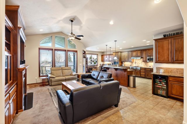 729 MONTAGUE Dr, Cheney, WA 99004