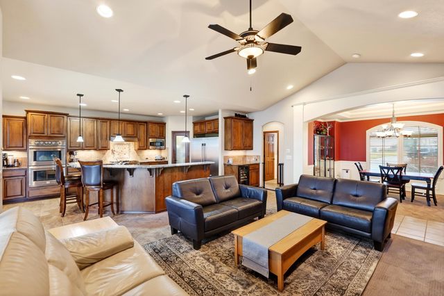 729 MONTAGUE Dr, Cheney, WA 99004