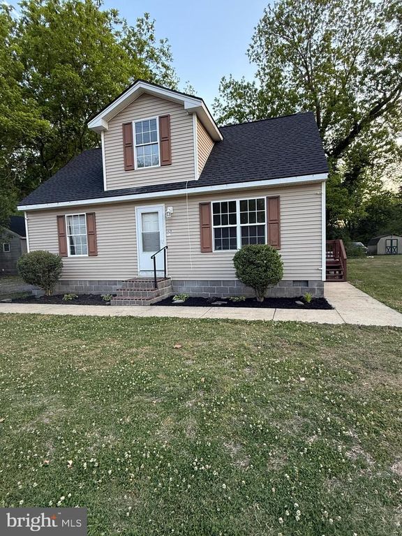 Image 1 of property listing at 420 OXFORD ST, Pocomoke City, MD 21851
