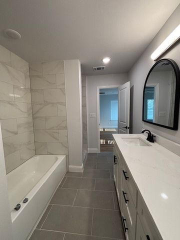 2534 Millermore Street, Dallas, TX 75216