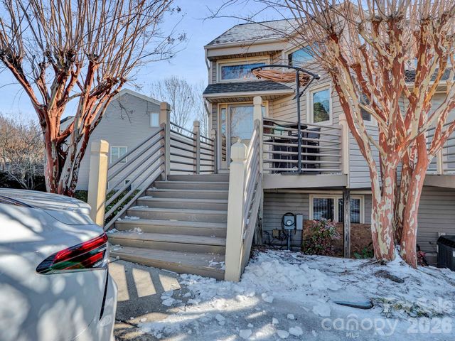 14526 Waterside Drive, Charlotte, NC 28278