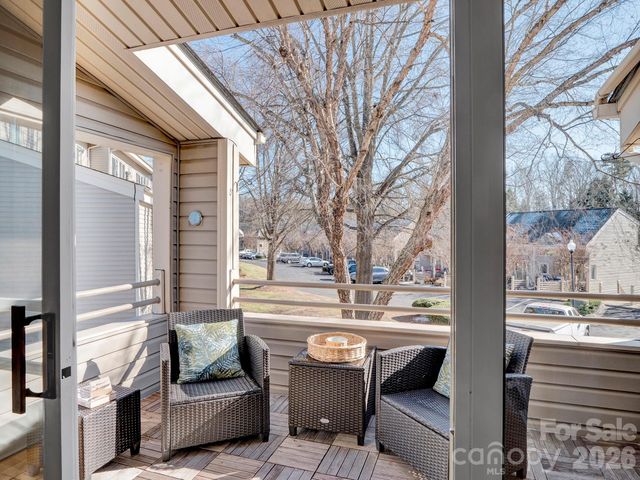 14526 Waterside Drive, Charlotte, NC 28278