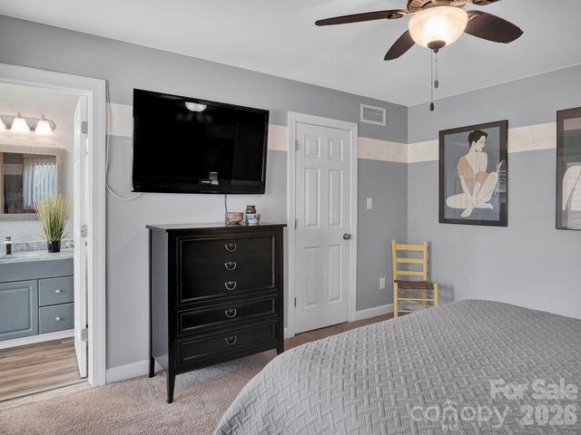 14526 Waterside Drive, Charlotte, NC 28278