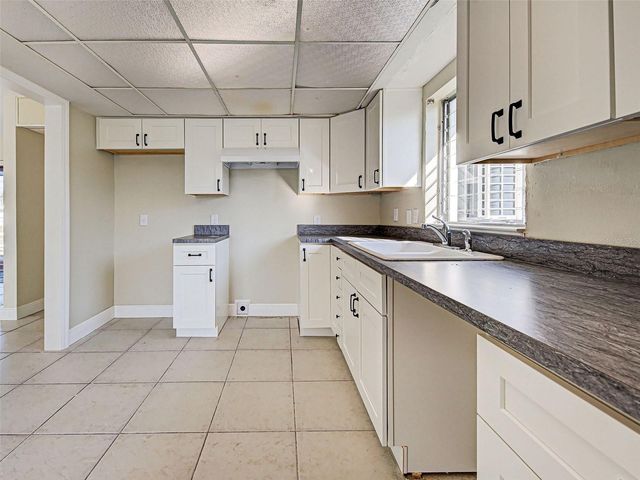 534 LINDLEY TERRACE, Port Charlotte, FL 33952