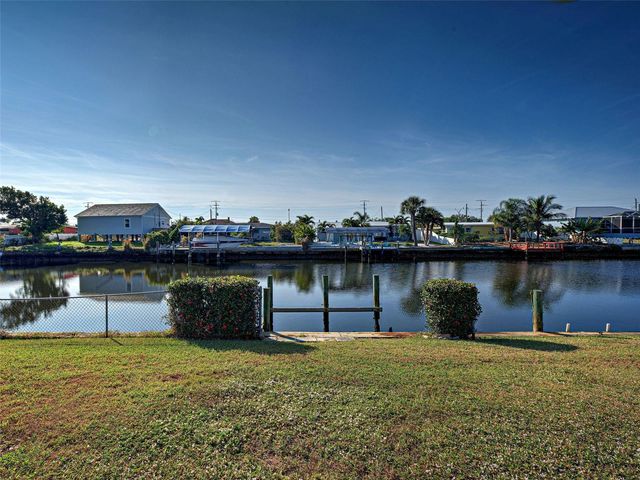 534 LINDLEY TERRACE, Port Charlotte, FL 33952