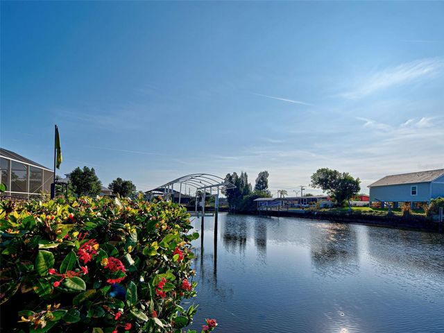 534 LINDLEY TERRACE, Port Charlotte, FL 33952