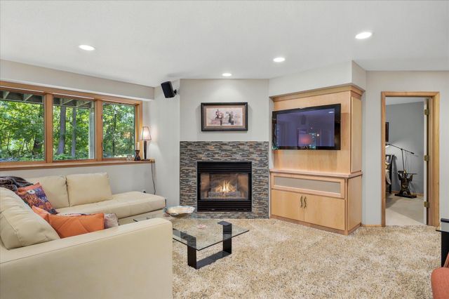 4170 Dallas Lane N, Plymouth, MN 55446