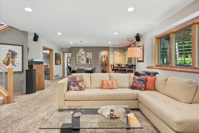 4170 Dallas Lane N, Plymouth, MN 55446