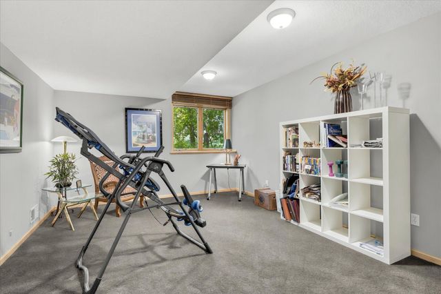 4170 Dallas Lane N, Plymouth, MN 55446