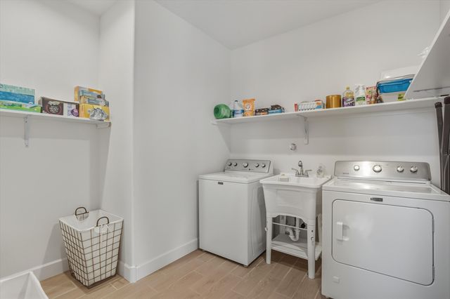 2509 McCauley Loop NE, Rio Rancho, NM 87144