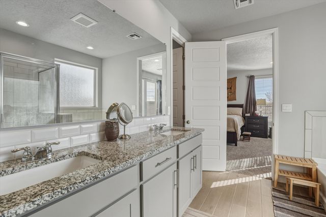 2509 McCauley Loop NE, Rio Rancho, NM 87144