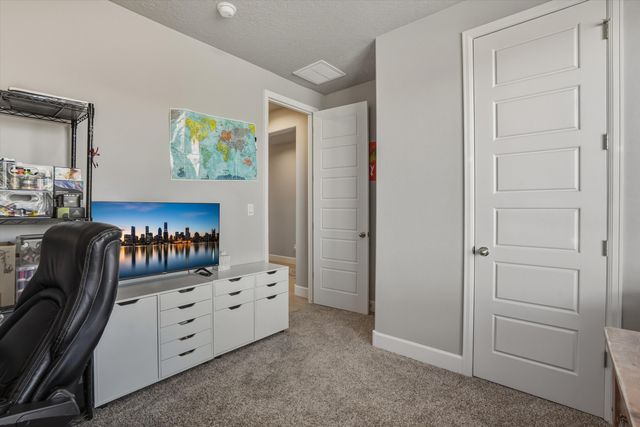 2509 McCauley Loop NE, Rio Rancho, NM 87144