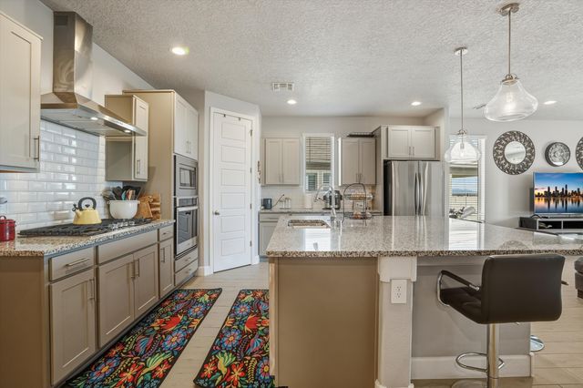 2509 McCauley Loop NE, Rio Rancho, NM 87144