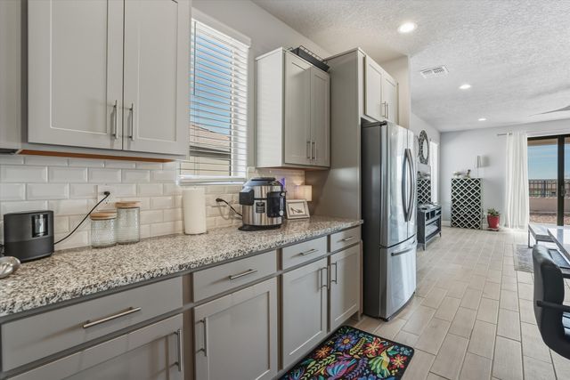 2509 McCauley Loop NE, Rio Rancho, NM 87144