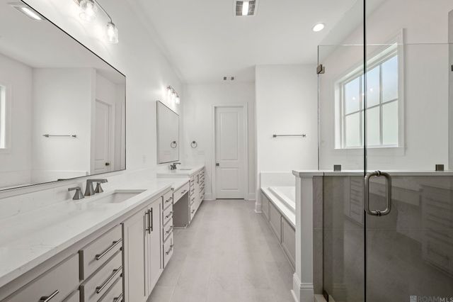 13847 Harveston Mill Dr, Baton Rouge, LA 70810