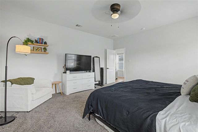 118 Barton Creek Drive, Huntsville, TX 77340