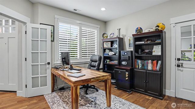 25500 SE 274th Place, Maple Valley, WA 98032