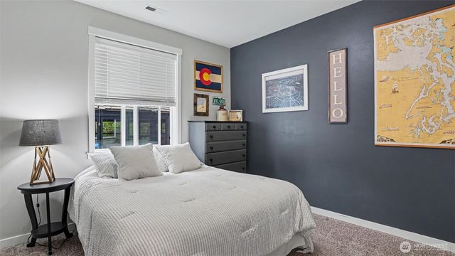 25500 SE 274th Place, Maple Valley, WA 98032