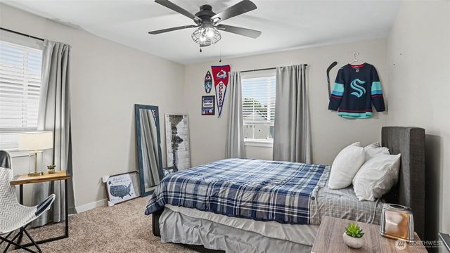 25500 SE 274th Place, Maple Valley, WA 98032