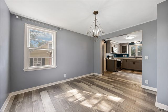 122 West Dauenhauer Street, Manlius, NY 13057