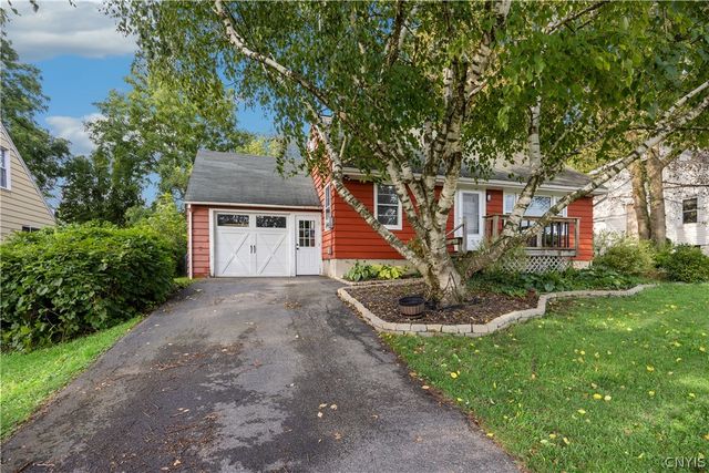 122 West Dauenhauer Street, Manlius, NY 13057