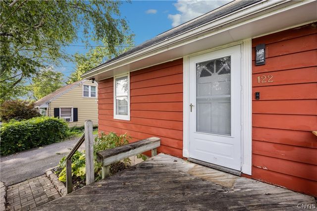 122 West Dauenhauer Street, Manlius, NY 13057