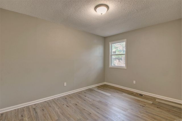 1900 Labette Manor Drive, Little Rock, AR 72205