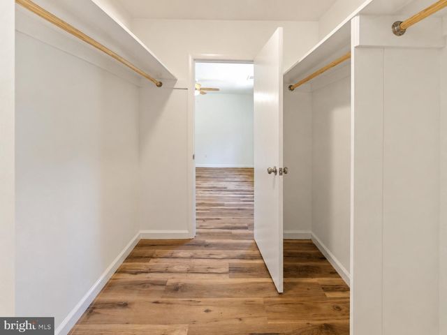 3 FERN CIR, West Berlin, NJ 08091