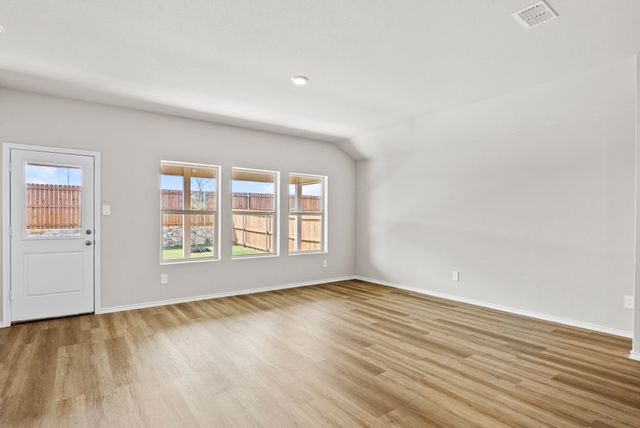 4217 Trickling Creek Lane, Fort Worth, TX 76036