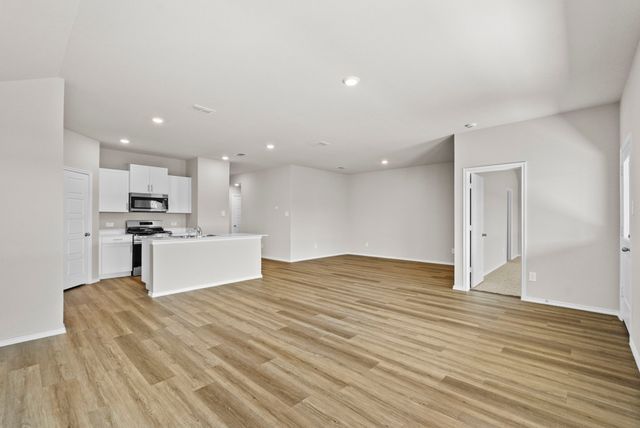 4217 Trickling Creek Lane, Fort Worth, TX 76036