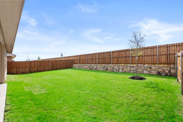 4217 Trickling Creek Lane, Fort Worth, TX 76036