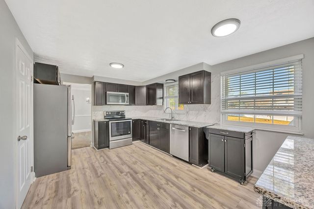 7913 Merryman Way, West Chester, OH 45069