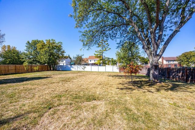 7913 Merryman Way, West Chester, OH 45069