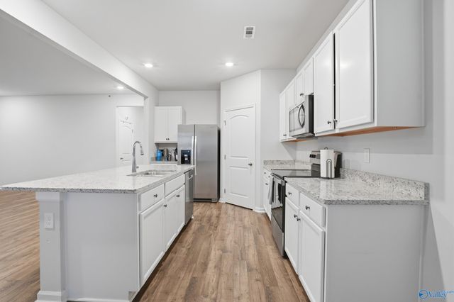 128 Canonbury Drive, New Market, AL 35761