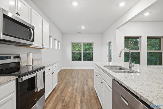128 Canonbury Drive, New Market, AL 35761
