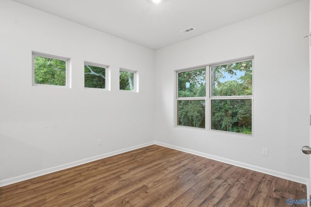 128 Canonbury Drive, New Market, AL 35761