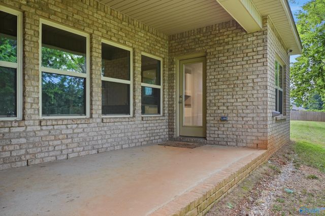 128 Canonbury Drive, New Market, AL 35761
