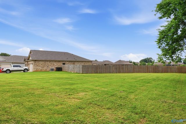 128 Canonbury Drive, New Market, AL 35761