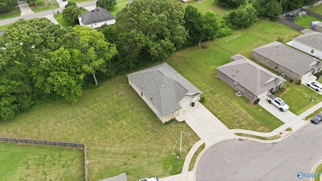 128 Canonbury Drive, New Market, AL 35761