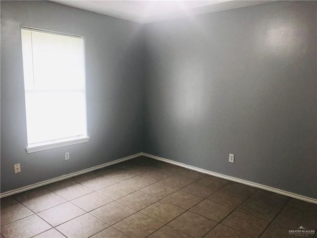 2404 N 31st Lane, Mcallen, TX 78501