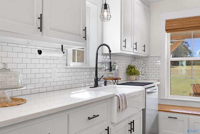 2373 County Road 128, Town Creek, AL 35672