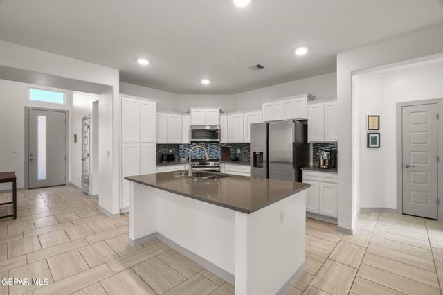 908 Crystal Deer Drive, El Paso, TX 79928