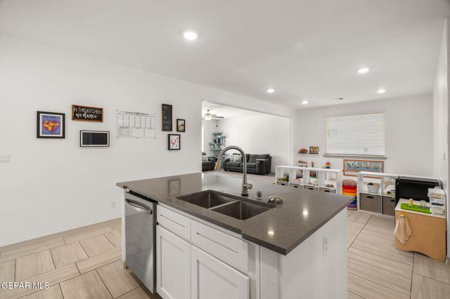 908 Crystal Deer Drive, El Paso, TX 79928