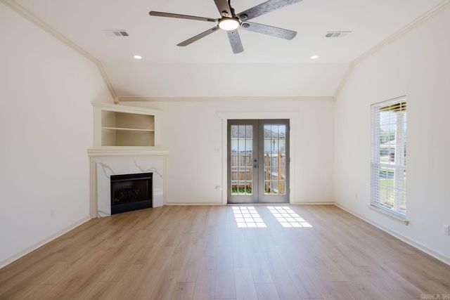 3214 Meadowlake, Bryant, AR 72022