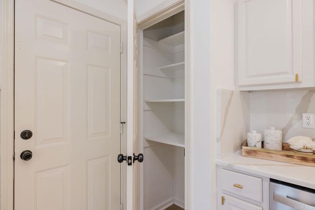 3214 Meadowlake, Bryant, AR 72022