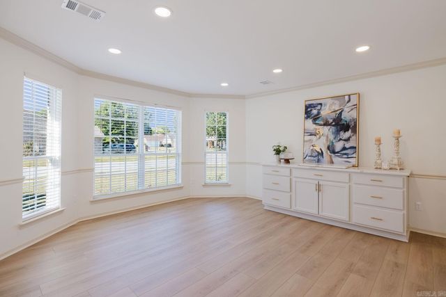 3214 Meadowlake, Bryant, AR 72022