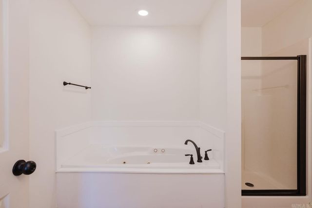 3214 Meadowlake, Bryant, AR 72022