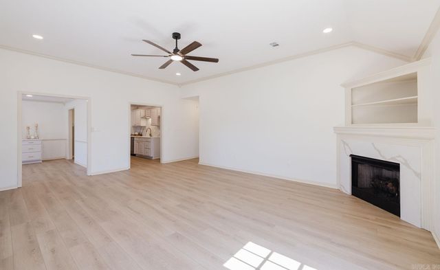 3214 Meadowlake, Bryant, AR 72022