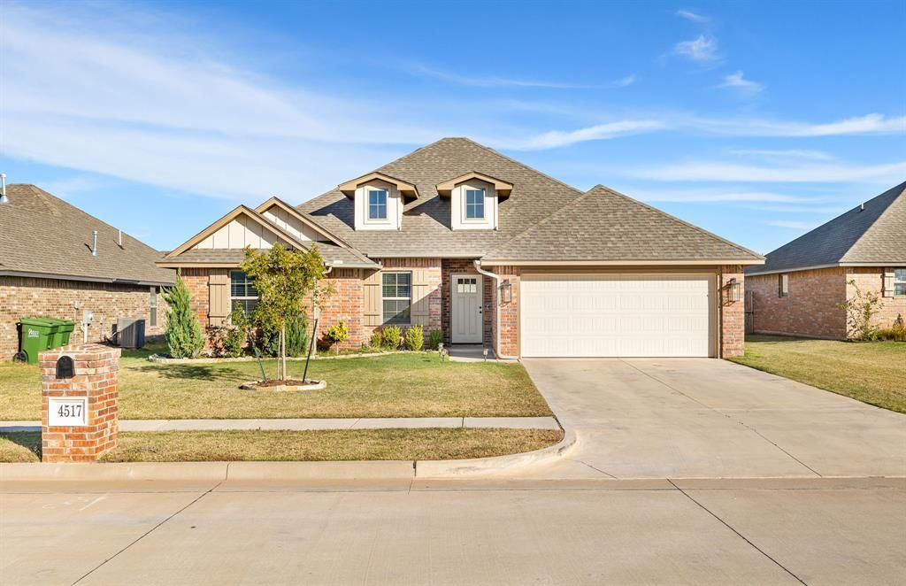 4517 Black Mesa Lane, Yukon, OK 73099
