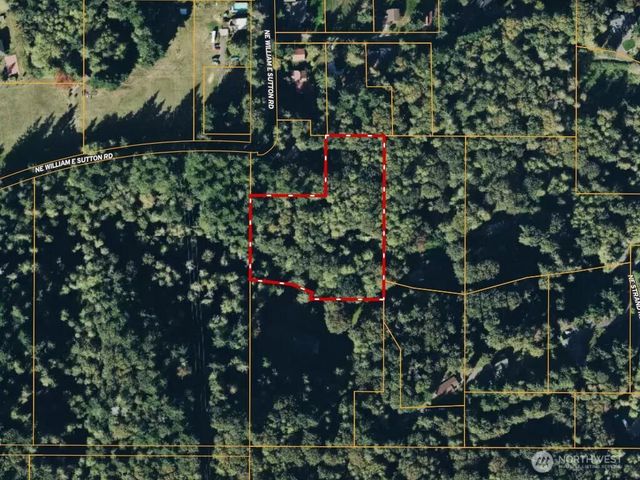 2633 NE Strand Road, Bremerton, WA 98311